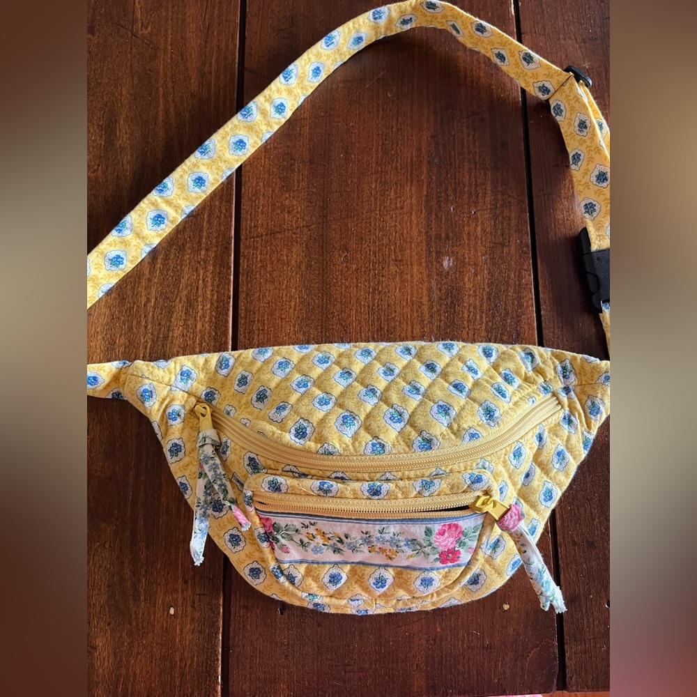 RARE Vintage Vera Bradley Elizabeth Yellow Floral Fanny Shoulder Pack Bag Purse - Picture 2 of 6